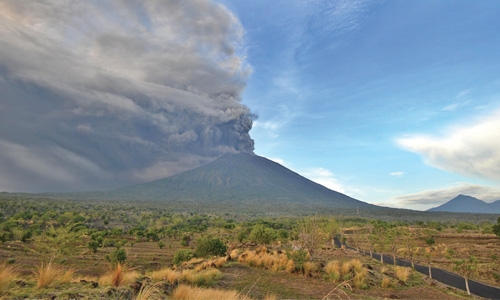 ‘Red warning’ to airlines over Bali volcano