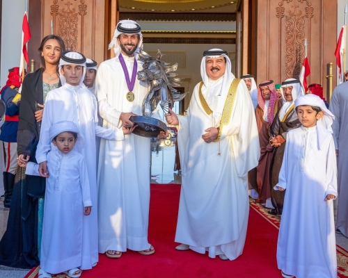 HM King welcomes triumphant HH Shaikh Nasser