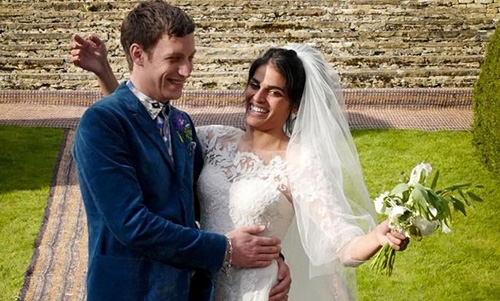 Former shop assistant weds into Jagger dynasty