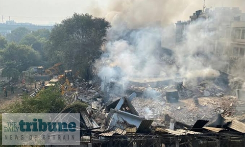 Major rescue operation as Delhi hit by new blaze