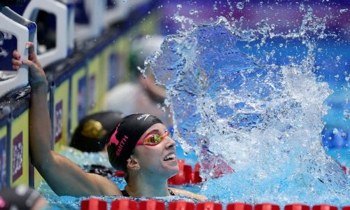 Regan Smith clocks 100m backstroke world record of 57.13 in US trials win