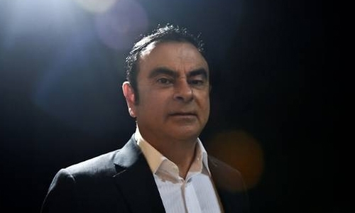  Ex-Nissan chief Ghosn wins bail in Japan