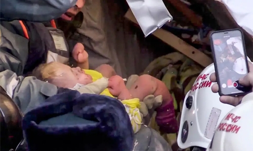 Rescuers pull baby alive from Russian block after gas blast