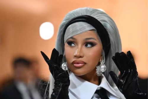 Cardi B accuses Offset of ‘robbing’ her