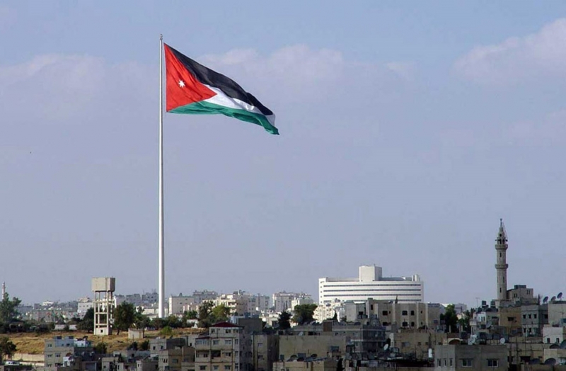 Jordan suspends all flights, suspends study and sports, and closes mosques and cinemas