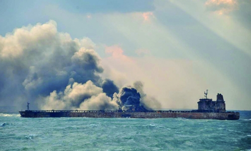 Explosion on Iranian oil tanker forces rescue team to retreat