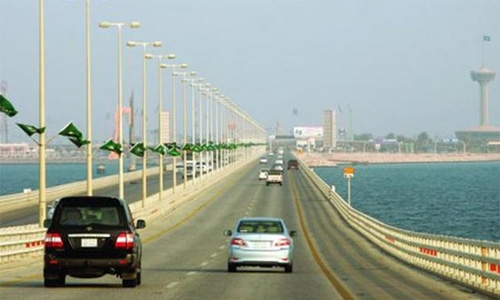 Car congestion on King Fahad Causeway denied