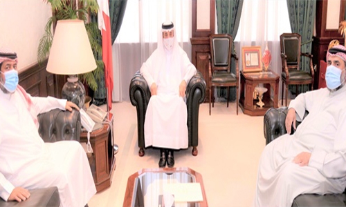 Labour minister ensures stability of Bahraini workforce 