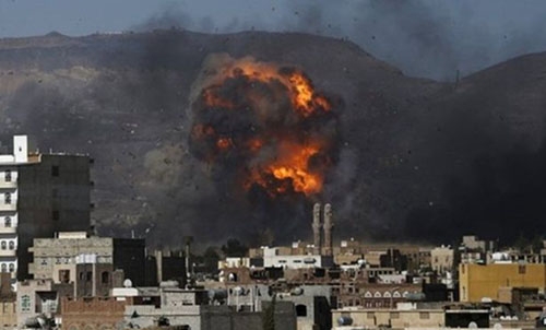 Clashes kill at least 12 ahead of Yemen ceasefire