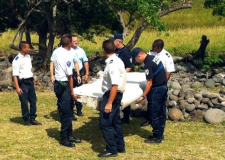 Plane debris to be probed in France 