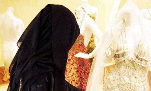 Marriage of Saudi teens spark controversy