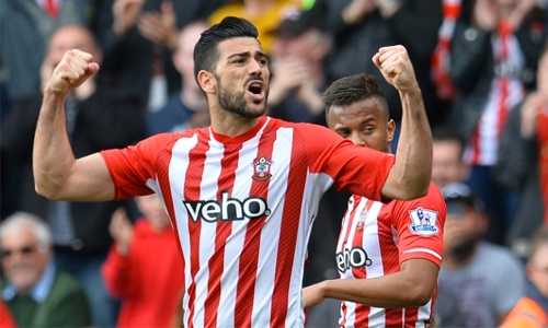 Pelle leaves Southampton for China