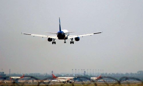 India extends international flight ban until July 31