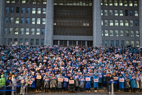 South Korean president clings to power after martial law U-turn