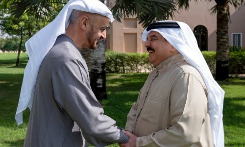 Bahrain King, UAE President call for boosting ties and joint action