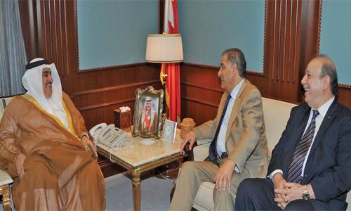 Foreign Affairs Minister meets former Palestinian Minister