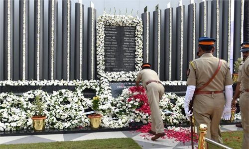 India pays tribute to victims on anniversary of Mumbai attacks