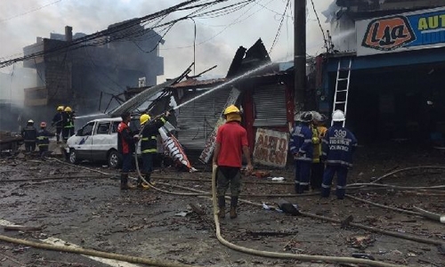 Two dead, 24 hurt in Philippine fireworks blaze