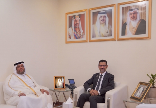 Minister of Municipalities Affairs and Agriculture Welcomes Qatari Ambassador