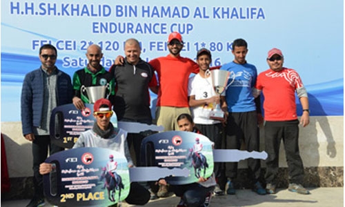 Nasser bin Hamad awards endurance race winners
