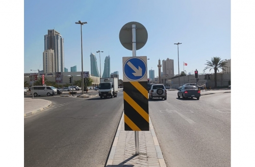 Traffic signs and poles installation and maintenance completed