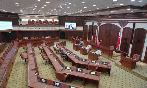 Bahrain parliamentarians to question education and health ministers