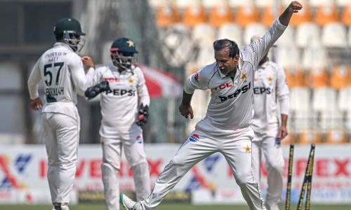 Pakistan level series against England