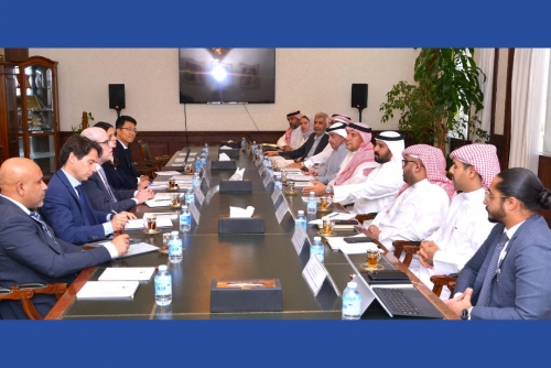 Shaikh Khalifa bin Salman bin Mohammed Al Khalifa Meets with IMF Advisory Mission