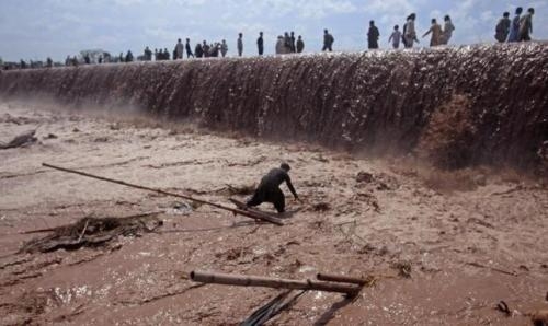 Death toll from Pakistan rains rises to 71