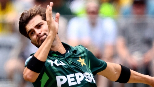 Shaheen Afridi’s Audacious Helicopter Shot Stuns Commentators in Pakistan vs Australia T20 Clash