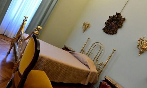 Private rooms at Pope's summer residence open to public
