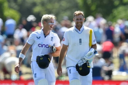 Debutant Bethell leads England to eight-wicket win over New Zealand 