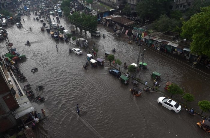 Heavy rains kill at least 11 people in Pakistan