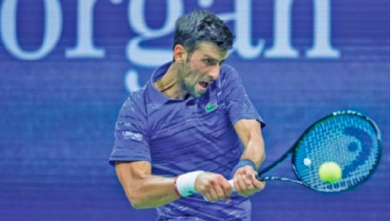 Djokovic rolls on at Open