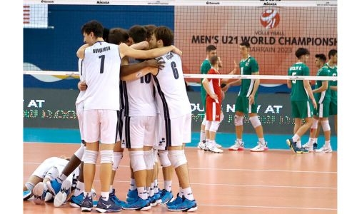 Italy, Iran to battle for world title