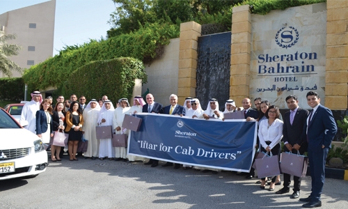 Starwood Hotels & Resorts celebrate iftar with cabbies