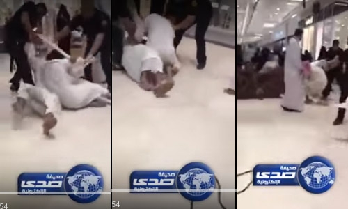 Men battle it out in Kuwait shopping mall