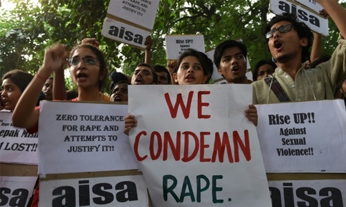 India teen gang-raped, shot, dumped in well