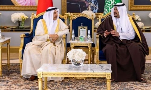 Assigned by HM King, Deputy Prime Minister arrives in Riyadh for Arab-Islamic Summit