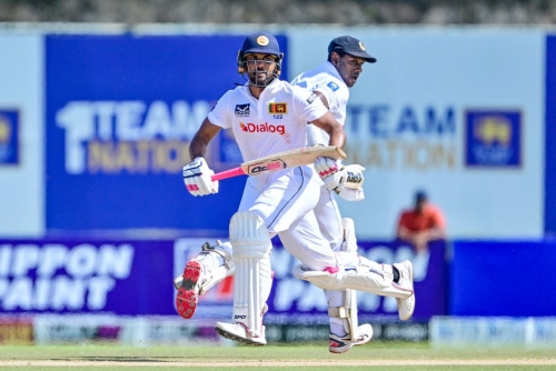 Chandimal century powers Sri Lanka : Dinesh Chandimal’s 116 guides Sri Lanka to 306-3 against New Zealand