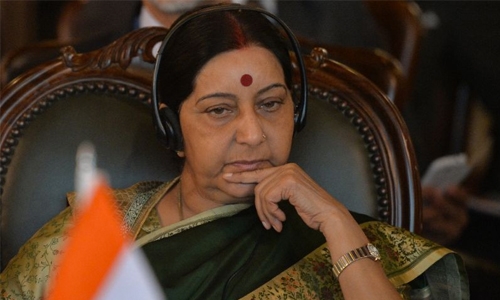 India's foreign minister suffers kidney failure