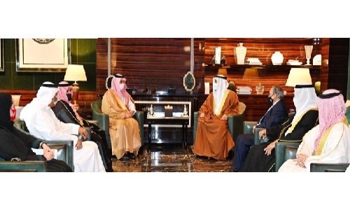 Steadily-growing Bahrain-Saudi relations hailed