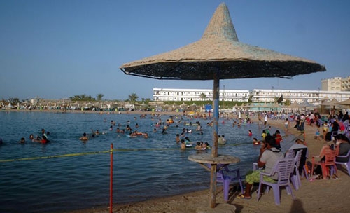 3 European tourists hurt in Egypt attack, assailant killed