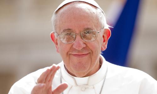 Vatican denies pope has treatable tumour