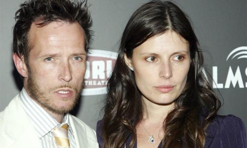 Ex-wife warns not to 'glorify' dead rocker Weiland