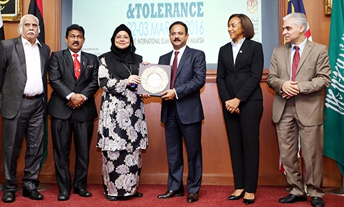 Global Humanitarian Award for Eram Group Chairman