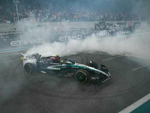 Hamilton ends Mercedes era with cheers, tears and a rousing drive