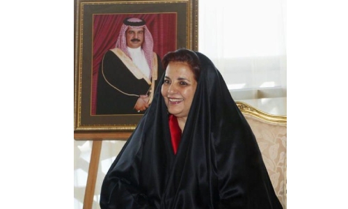 Bahraini women’s important roles and numerous achievements hailed