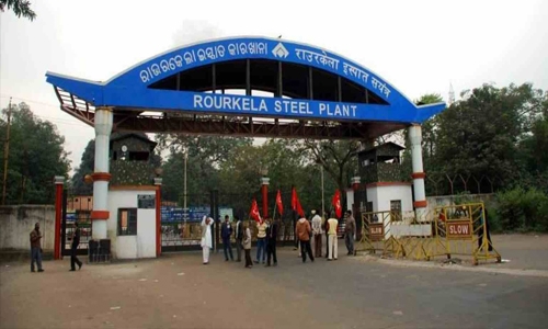 Four dead at India steel plant after suspected gas leak