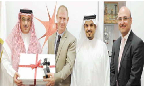 Bahrain Polytechnic Bids Farewell to Dean of Business Cormac MacMahon